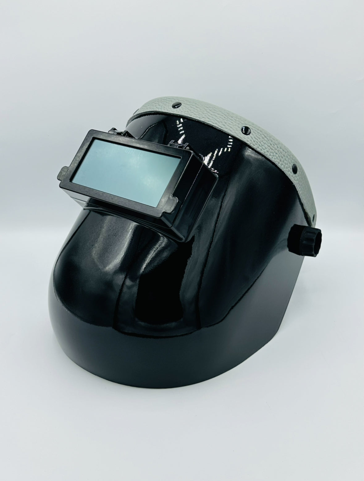 Black Sugar Scoop Grey Leather