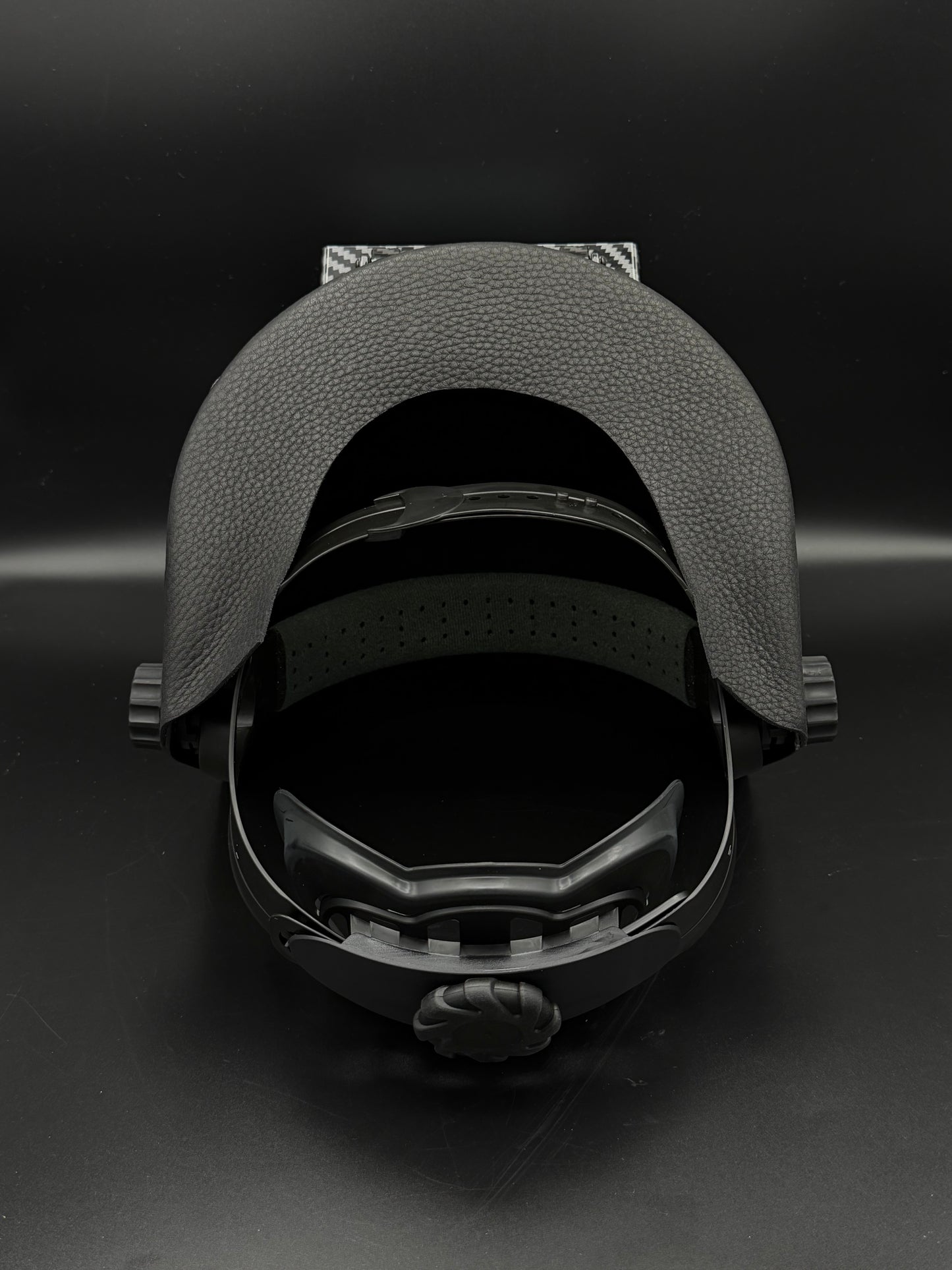 Carbon Fiber Pattern Sugarscoop Black Leather