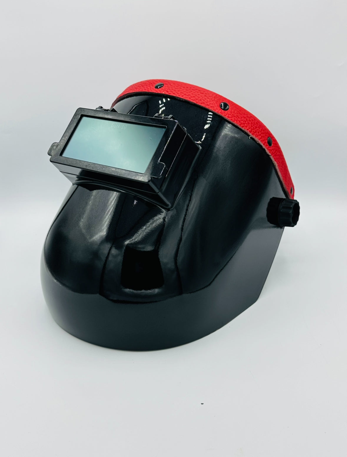 Black Sugar Scoop Red Leather