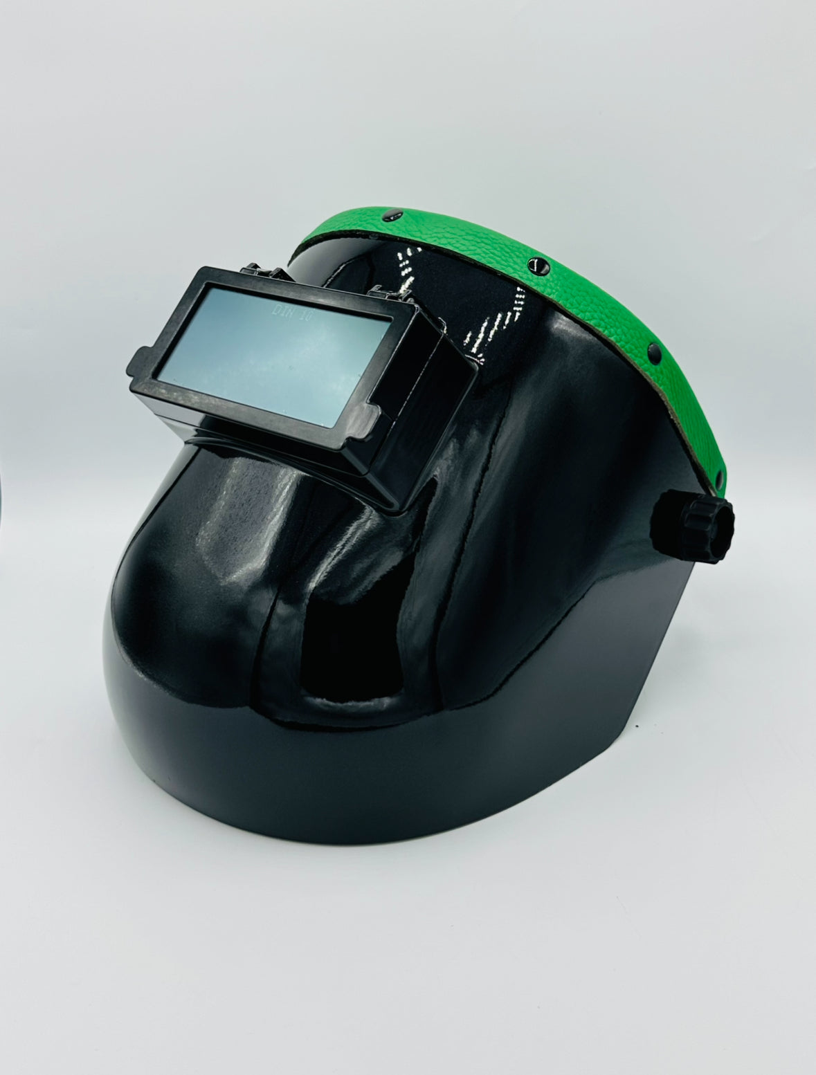Black Sugar Scoop Green Leather