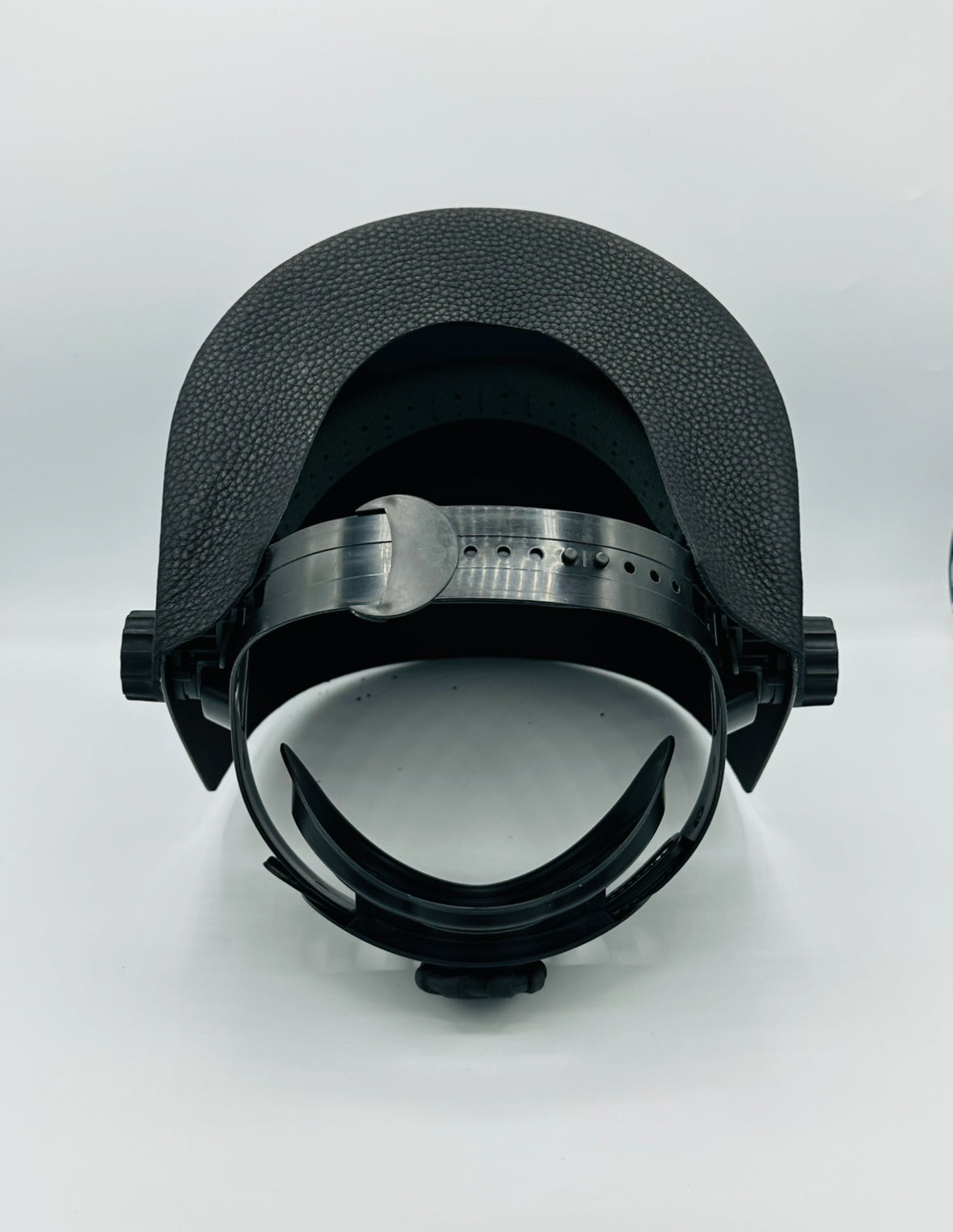 Black Sugar Scoop Black Leather