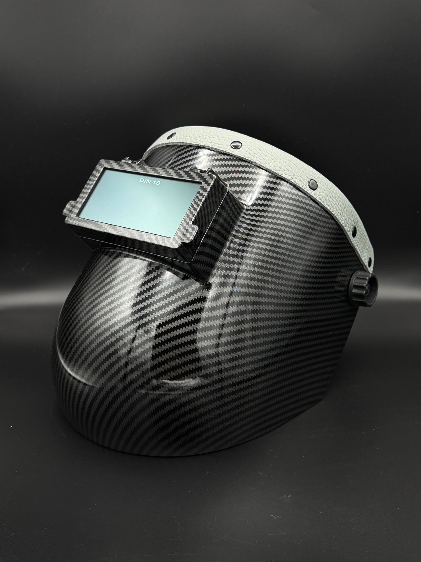 Carbon Fiber Pattern Sugarscoop Grey Leather